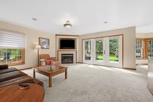 2608 Carriage House Dr, Hampton, PA 15101 - Photo 16