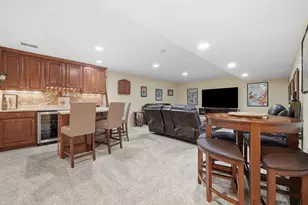 2608 Carriage House Dr, Hampton, PA 15101 - Photo 36