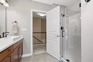 2608 Carriage House Dr, Hampton, PA 15101 - Photo 32