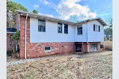 535 Shingler Dr, Washington Township, PA 15613 - Photo 1
