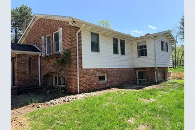 535 Shingler Dr, Washington Township, PA 15613 - Photo 8