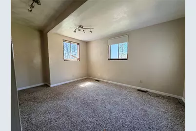 535 Shingler Dr, Washington Township, PA 15613 - Photo 20