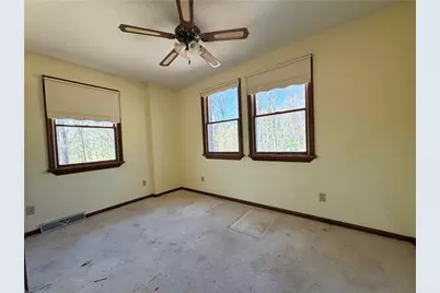 535 Shingler Dr, Washington Township, PA 15613 - Photo 18