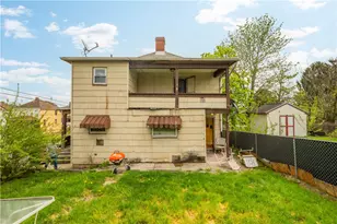 537 6th St, Donora, PA 15033 - Photo 6