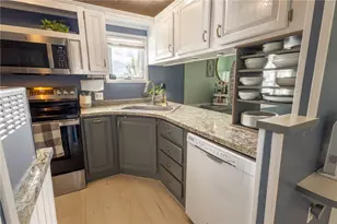 14 Emerald Dr, Pine Township, PA 16127 - Photo 8