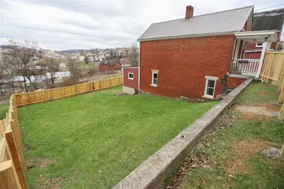 305 Chestnut St, Jeannette, PA 15644 - Photo 24