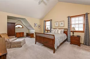 2551 Longmount Dr, Pittsburgh, PA 15090 - Photo 22
