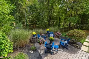2551 Longmount Dr, Pittsburgh, PA 15090 - Photo 6