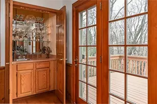 2551 Longmount Dr, Pittsburgh, PA 15090 - Photo 10