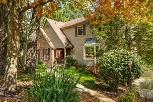 2551 Longmount Dr, Pittsburgh, PA 15090 - Photo 2