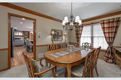 2551 Longmount Drive, Pittsburgh, PA 15090 - Photo 14