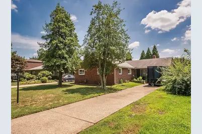 1024 Knollwood Rd, New Kensington, PA 15068 - Photo 1