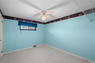 314 Franklin Farms Rd, North Franklin Township, PA 15301 - Photo 16