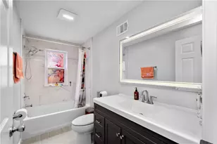 3211 Joe Hammer Sq, Pittsburgh, PA 15213 - Photo 18