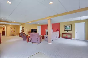 22 Sunridge Dr, Kennedy Township, PA 15108 - Photo 36