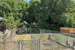 122 Greydon Ave, McKees Rocks, PA 15136 - Photo 6