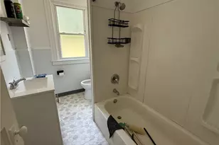 122 Greydon Ave, McKees Rocks, PA 15136 - Photo 14