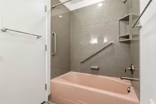 154 N Bellefield Ave, Pittsburgh, PA 15213 - Photo 24