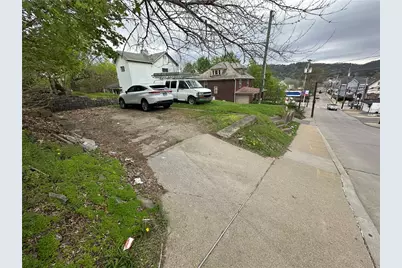 900 State Ave, Coraopolis, PA 15108 - Photo 16