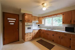 645 Mercer St, Turtle Creek, PA 15145 - Photo 10