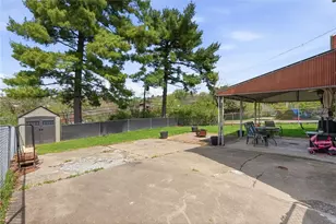 1652 Norsen Dr, Scott Township, PA 15243 - Photo 28
