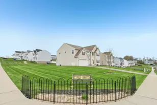 401 Pumpkin Patch Ln, Forward Township, PA 16033 - Photo 4