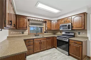5915 Oak Hill Ct, Export, PA 15632 - Photo 12