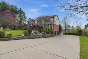 5915 Oak Hill Ct, Export, PA 15632 - Photo 4