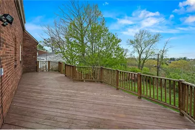 1152 Pinewood Dr, Pittsburgh, PA 15243 - Photo 40