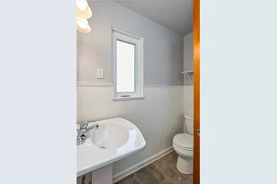 1152 Pinewood Dr, Pittsburgh, PA 15243 - Photo 12