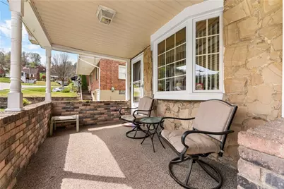 203 George St, Jeannette, PA 15644 - Photo 4