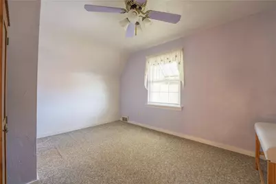 203 George St, Jeannette, PA 15644 - Photo 14