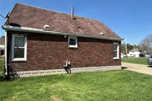 32 Hamburg Rd, Hempfield Township, PA 16125 - Photo 24