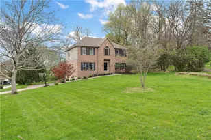 106 Mary Ann Dr, Indiana Township, PA 15116 - Photo 2