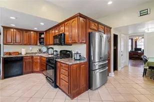 5705 Bartlett St, Pittsburgh, PA 15217 - Photo 14