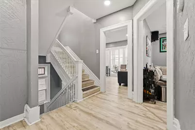 757 Chislett St, Pittsburgh, PA 15206 - Photo 16