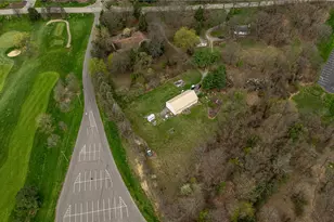 2168 Reis Run Rd, Pittsburgh, PA 15237 - Photo 4