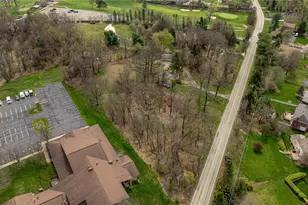 2168 Reis Run Rd, Pittsburgh, PA 15237 - Photo 10