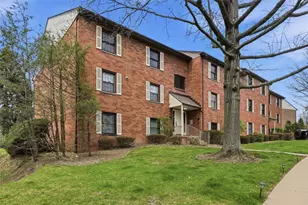 7419 Lighthouse Point, Pittsburgh, PA 15221 - Photo 2