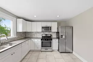 104 Marie Ave, Pittsburgh, PA 15202 - Photo 14