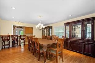 806 Kerry Hill Dr, Pittsburgh, PA 15234 - Photo 12