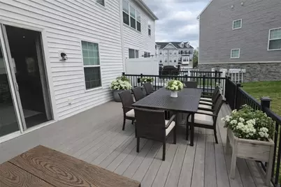 103 Sweetwater Dr, Moon/Crescent Twp, PA 15108 - Photo 24