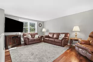 120 Bassie Dr, Zelienople, PA 16063 - Photo 6