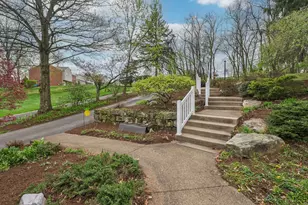 116 Emily Dr Dr, Pittsburgh, PA 15215 - Photo 4