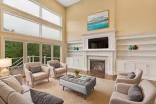 494 Harvest View Dr, Peters Township, PA 15367 - Photo 6