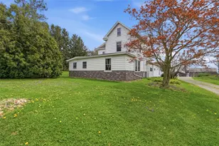 488 Great Belt, Jefferson Township, PA 16002 - Photo 2