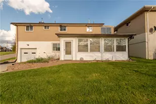 583 Hillcrest Ave, Stowe Township, PA 15136 - Photo 2
