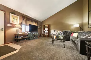 21 Ross Hollow Rd, Pittsburgh, PA 15239 - Photo 4