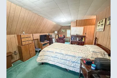 221 E Muntz Ave, Twp of But SE, PA 16001 - Photo 38