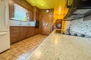 221 E Muntz Ave, Twp of But SE, PA 16001 - Photo 18